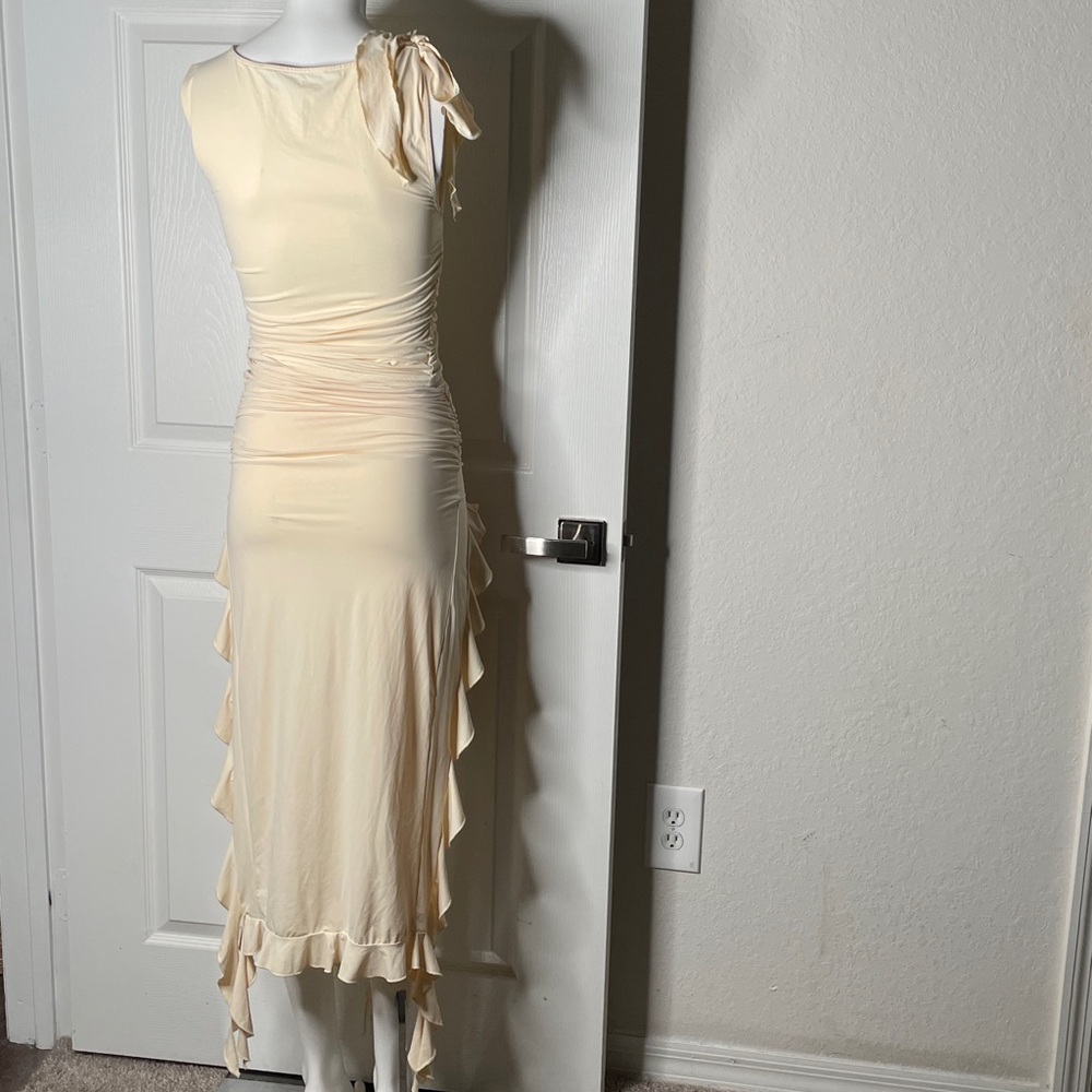 Lioness Cream Ruffle Tank Top & Ruffle High Low Skirt Set - Picture 6 of 9